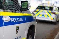 Simbolična fotografija Policija / Foto: Nik Bertoncelj