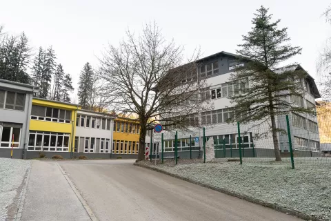 Milijoni za prizidke k &scaron;olam
