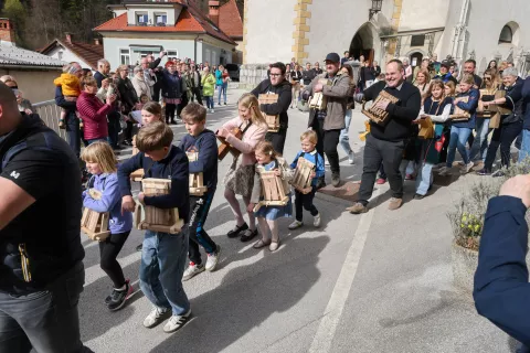 Planinstvo in trži&scaron;ka raglja
