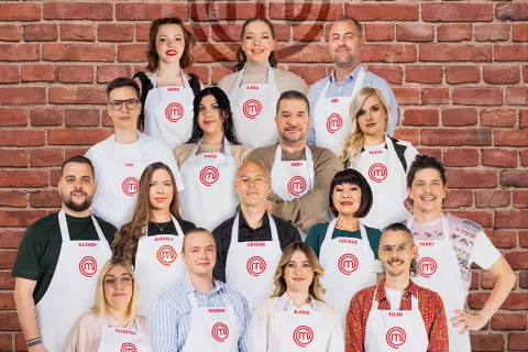  V novo sezono vstopa 16 tekmovalcev. / Foto: arhiv oddaje