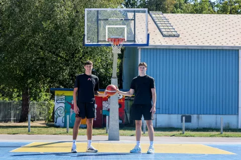brata Ciperle Maks in Mark ko&scaron;arka&scaron;a ko&scaron;arka Kranj / Foto: Tina Dokl