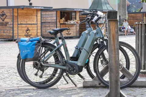 simbolična fotografija električno kolo / Foto: Tina Dokl