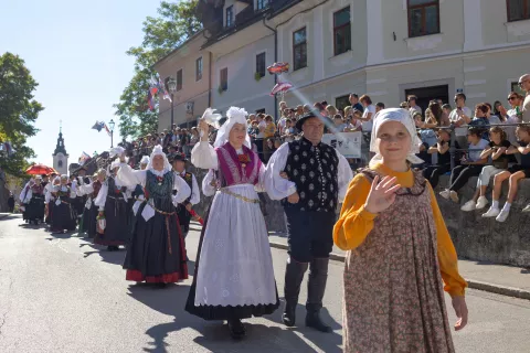 Tradicionalni festival 53. Dnevi narodnih no&scaron; in oblačilne dedi&scaron;čine. Kamnik, 13. 9. 2026 / Foto: Matic Zorman