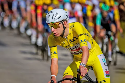 Francija, Chambery.17. etapa kolesarske dirke po Franciji med krajema Chambery in Voiron.Slovenski kolesarski as Tadej Pogačar. / Foto: Daniel Novakovič/STA