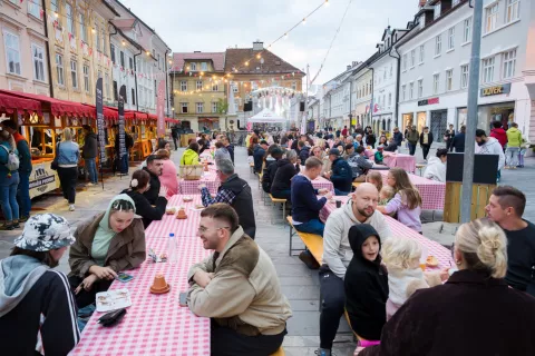 Praznik piva in kranjske klobase 2026 v Kranju / Foto: Primož Pičulin