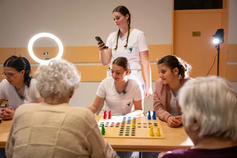 Kako zadržati mlade medicinske sestre