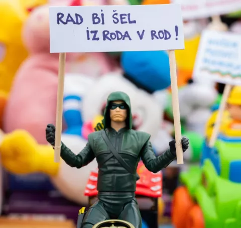 igrače so lahko vir veselja, igre, razvoja in učenja veliko dlje kot pet minut / Foto: Bo&scaron;tjan Selin&scaron;ek