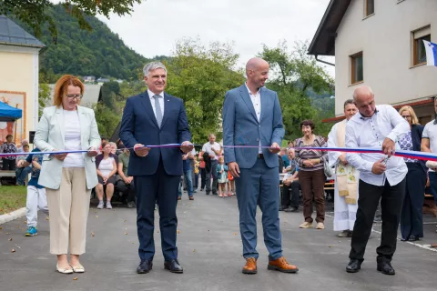 Uresničili &scaron;tevilne velike projekte