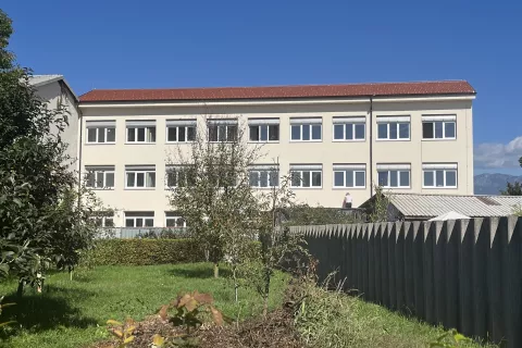 S prenovo konec malice na hodnikih