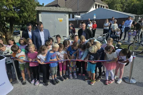 Več postajali&scaron;č za e-kolesa
