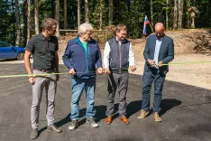 Občini skupaj poskrbeli za novo cesto