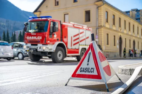 Simbolična fotografija gasilci / Foto: Nik Bertoncelj