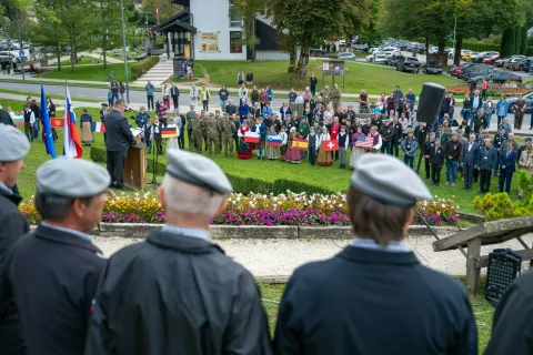 Otvoritvena slovesnost jubilejni 40. kongres Mednarodne federacije voja&scaron;kih gornikov IFMSSpomenik &scaron;tirim srčnim možem, Ribčev Laz, Bohinj, 30. september 2026 / Foto: Nik Bertoncelj