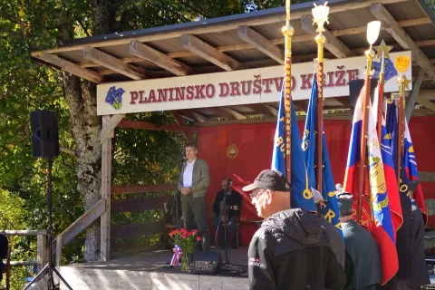 Slovesnost 82. obletnica požiga vasi Gozd / Foto: Nika Topori&scaron;