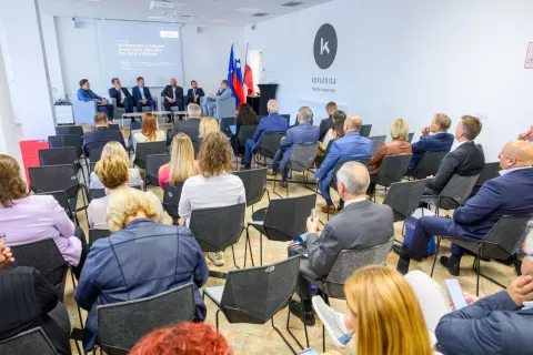 Konferenca in podelitev nagrad Zlati kamen 2026 / Foto: Primož Pičulin