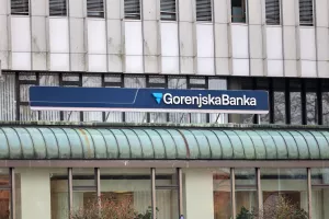 Gorenjska banka nov logotip Kranj / Foto: Tina Dokl