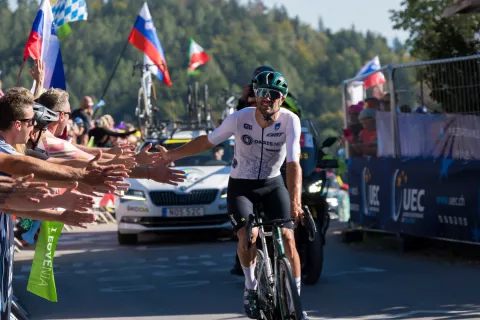 Evropsko prvenstvo v kolesarstvu 2026 v &Scaron;enčurju, dirka članov elite, Luka Mezgec / Foto: Primož Pičulin