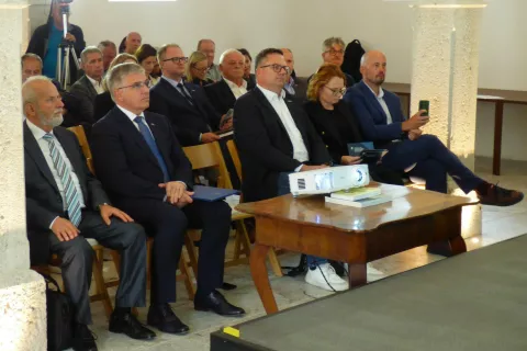 Podeželje med priložnostmi in izzivi