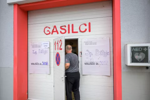 Gasovanje na enem zakonodajnem in treh posvetovalnih referendumih 2026 / Foto: Primož Pičulin
