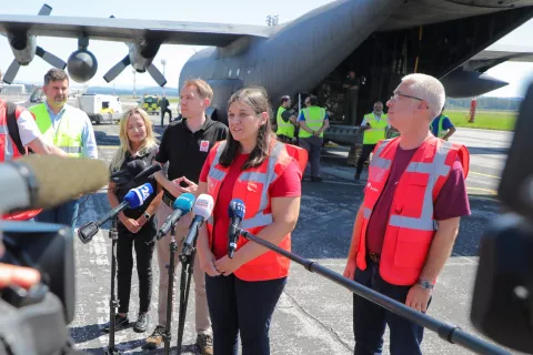 Lanski prihod po&scaron;iljke humanitarne pomoči iz Karitas Poljska / Foto: Tina Dokl