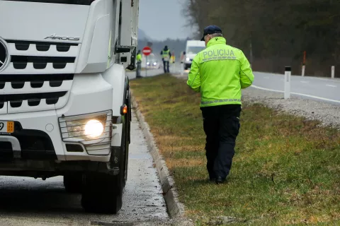 akcija policistov policija nadzor prometa tovorni promet Jeprca / Foto: Tina Dokl
