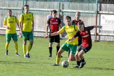 nogomet 3 SNG Škofja loka Lesce / Foto: Tina Dokl