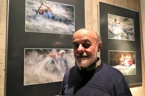 Milan Malovrh pred veslači / Foto: Igor Kavčič