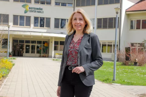 &Scaron;olska svetovalka Tadeja Fričovsky poudarja, da je primerna kultura re&scaron;evanja konfliktov bistven temelj dobre &scaron;olske klime. / Foto: Tina Dokl