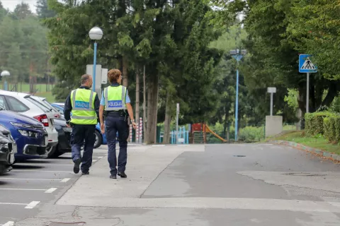 prvi &scaron;olski dan O&Scaron; Pirniče 2022 policija / Foto: Tina Dokl