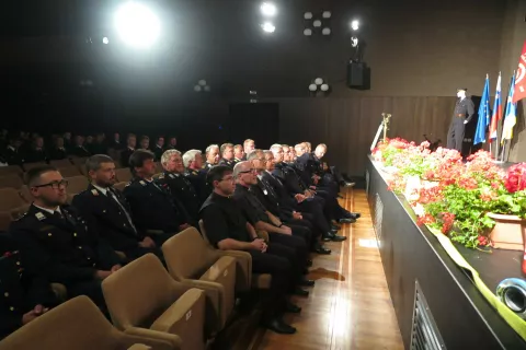 Slavnostna seja ob 120-letnici PGD Dobračeva / Foto: Mateja Rant