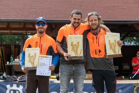 Borut Škarja (levo) je bil tokrat v skupnem seštevku drugi, a tudi najboljši od vseh slovenskih udeležencev tekmovanja. / Foto: arhiv SGLŠ Postojna