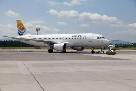 V segmentu čarterskih letov bo promet v leto&scaron;njem letu presegel tistega iz obdobja pred epidemijo. / Foto: Ale&scaron; Senožetnik