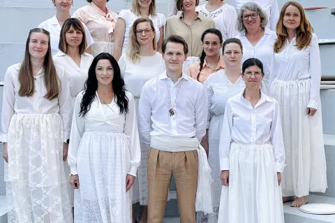 Grudnove Šmikle z novim dirigentom Janom Gorjancem Danisom / Foto: Arhiv Grudnove Šmikle