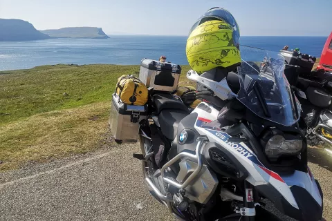 Po Škotski je moč potovati z motorjem, še več pa smo po poti srečali avtodomov. / Foto: Vilma Stanovnik