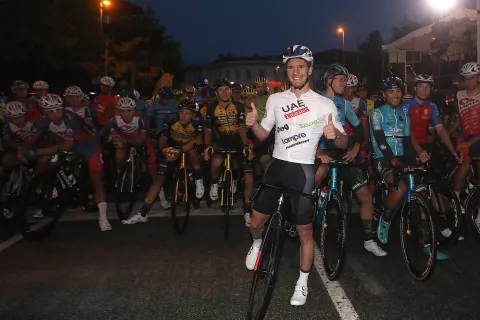 nočni kriterij 55. Velika nagrada Kranja zadnji krog zaključek kariera Jan Polanc UAE Emirati / Foto: Gorazd Kavčič