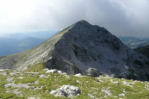 Tolminski Kuk z Zelenega roba. / Foto: Jelena Justin