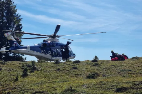 helikopter policija gorsko reševanje gorske nesreče / Foto: Jasna Paladin