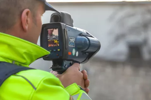 radar kontrola meritve hitrosti policija / Foto: Tina Dokl