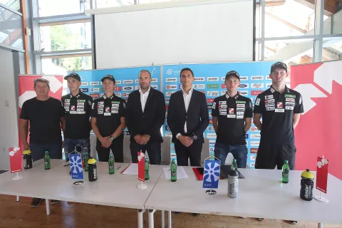 tiskovna konferenca skakalci pred sezono 2023-24 nordijski center Planica skakalnica / Foto: Gorazd Kavčič