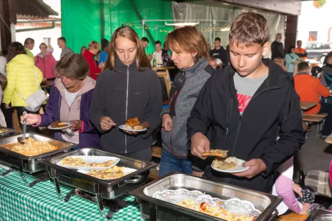 Praznik zelja Zali Log, degustacija / Foto: Simon Benedičič