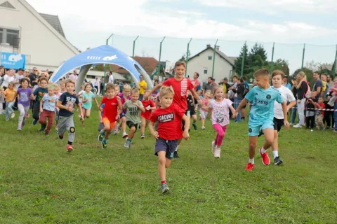 Humanitarni Čopkov tek Osnovne šole Orehek Kranj / Foto: Tina Dokl