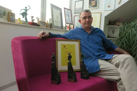 Matej Čujovič, v poklicu sodnik, "zvečer" odličen ljubiteljski igralec. / Foto: Igor Kavčič