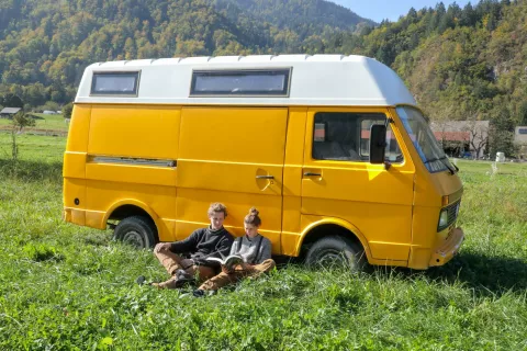 Kim Benkovič in Juš Pavlovski Dobrine Goods Bohinjska Bela / Foto: Tina Dokl