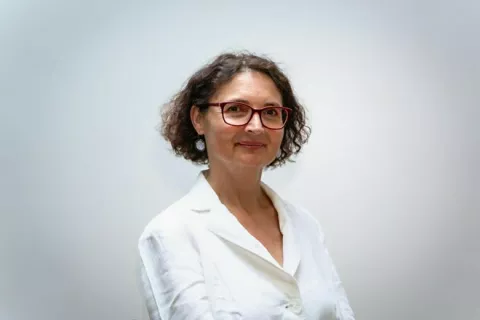 Ur&scaron;ka Blaznik je doktorica biomedicinskih znanosti. Ukvarja se z varnostjo živil in ocenjevanjem tveganja za zdravje ljudi. Je Gorenjka iz Srednje Dobrave pri Kropi. / Foto: osebni arhiv