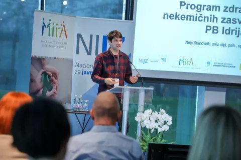 druga nacionalna konferenca obvladovanja nekemičnih zasvojenosti z naslovom Z znanjem do zmernosti kongresni center Brdo pri Kranju na fotografiji Nejc Stanovnik Psihiatrična bolnišnica Idrija / Foto: Tina Dokl