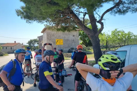 Postanek v mesti Stivan pred spustom v Martinščico / Foto: Grega Flajnik