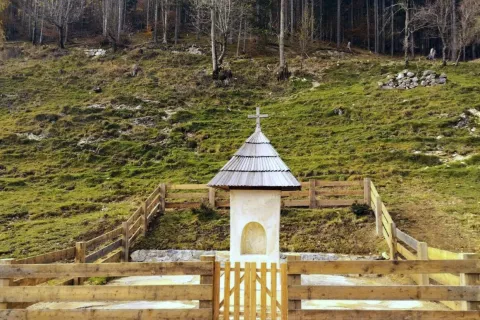 Smrtnikovo znamenje je bilo potrebno obnove. / Foto: Osebni Arhiv Lastnika