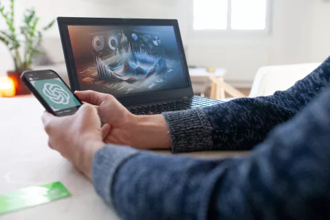 UI, umetna inteligenfa / Foto: Aleš Senožetnik