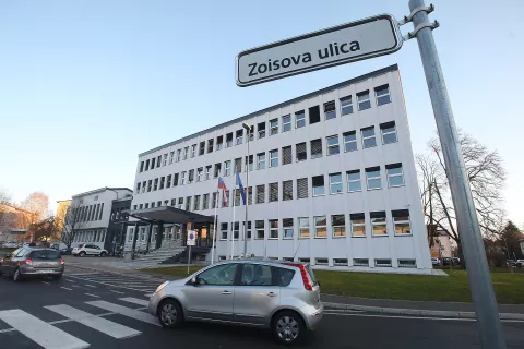 stavka sodniki stavba sodišče Kranj sojenje obravnava / Foto: Gorazd Kavčič