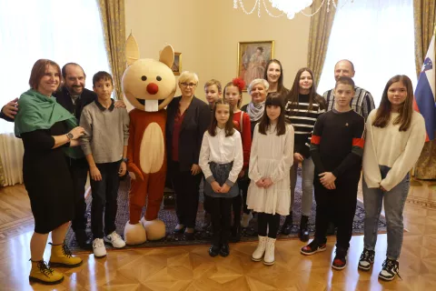 dan odprtih vrat urad predsednice Slovenije prostori Nataša Pirc Musar NPM Ljubljana obisk učenci OŠ osnovna šola Orehek dan samostojnosti in enotnosti državni praznik / Foto: Gorazd Kavčič